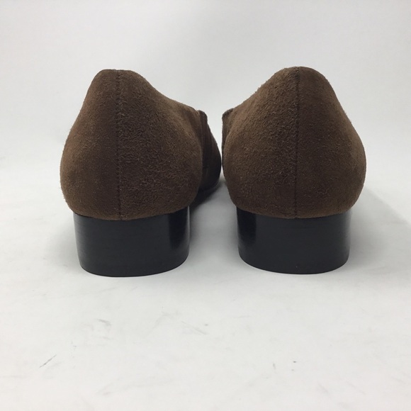 COUP D’ETAT Brown Suede Flats. - Picture 4 of 12